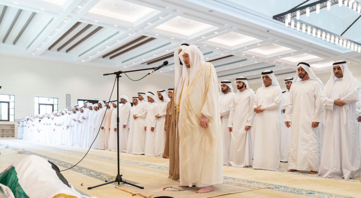 Mohammed bin Zayed is performed funeral prayers of Sheikh Sultan bin ...